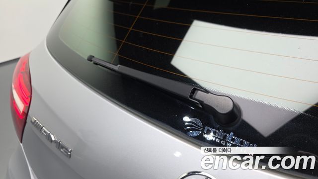 Mercedes-Benz A-Class 2017 — photo 24