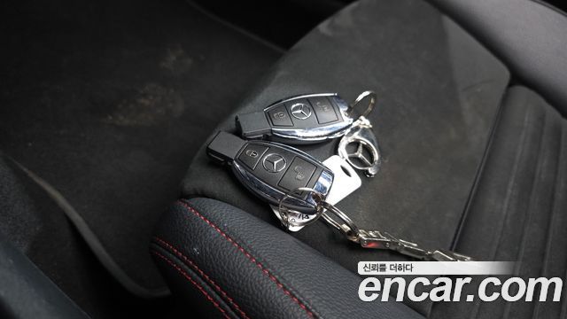 Mercedes-Benz A-Class 2017 — photo 29