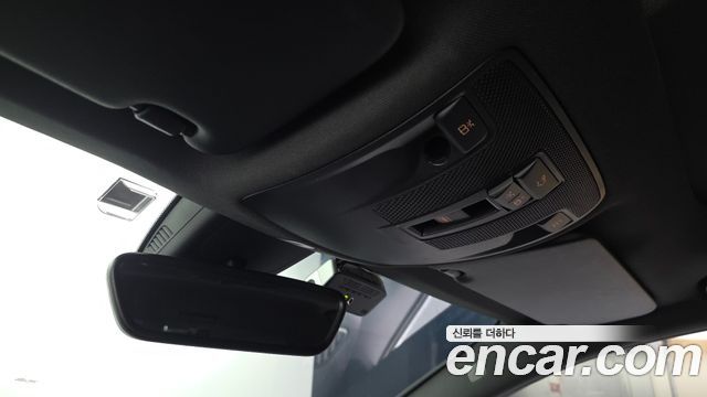Mercedes-Benz A-Class 2017 — photo 30