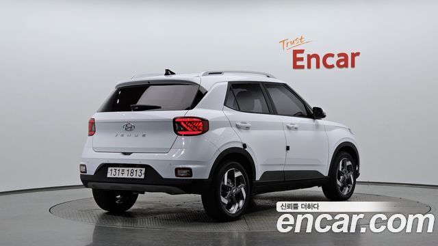 Hyundai Venue 2021 — photo 2