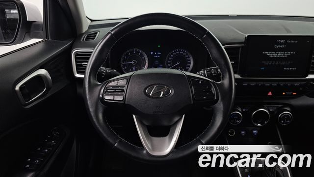 Hyundai Venue 2021 — photo 19