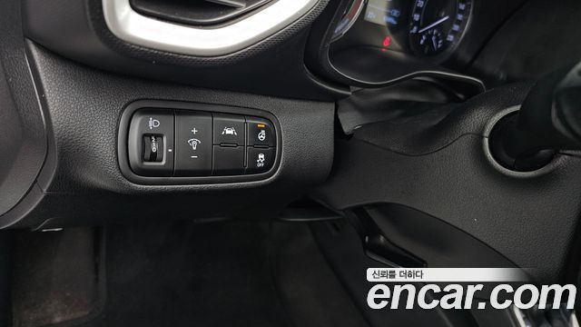 Hyundai Venue 2021 — photo 26