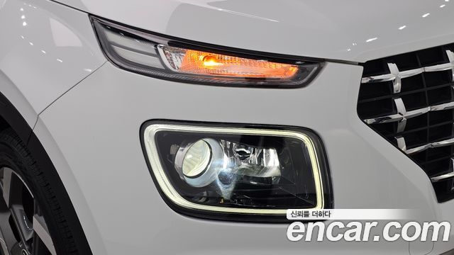 Hyundai Venue 2021 — photo 8