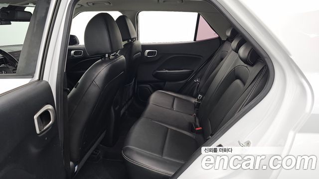 Hyundai Venue 2021 — photo 16