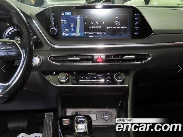 Hyundai Sonata 2020 — photo 11