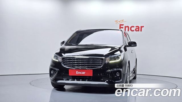 Kia Canival 2020 — photo 3