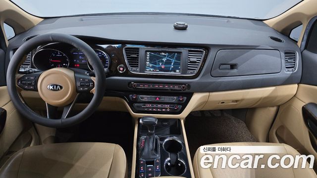 Kia Canival 2020 — photo 10