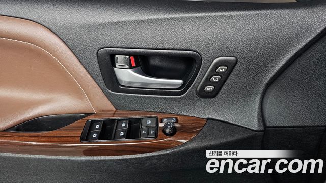 Toyota Sienna 2018 — photo 19
