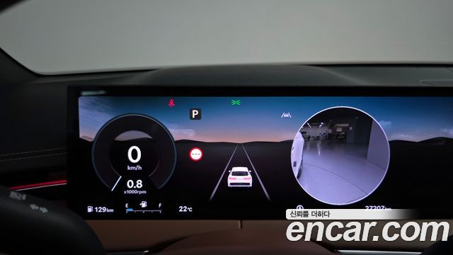 Genesis GV70 2025 — photo 11