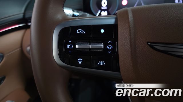 Genesis GV70 2025 — photo 24