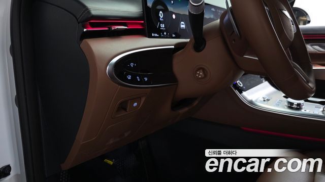 Genesis GV70 2025 — photo 30