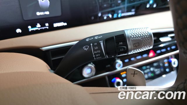 Genesis GV70 2025 — photo 38
