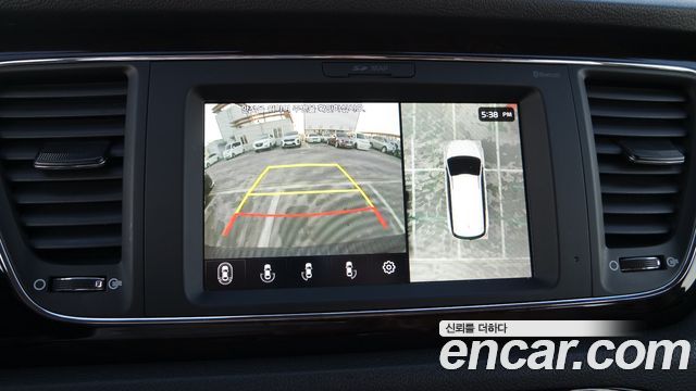 Kia Canival 2019 — photo 16