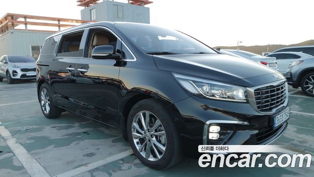 Kia Canival 2019 — photo 20