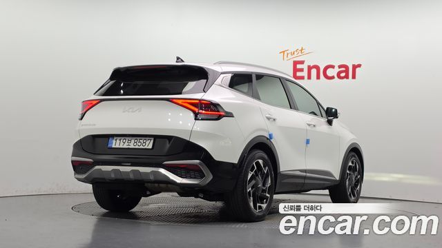 Kia Sportage 2022 — photo 2
