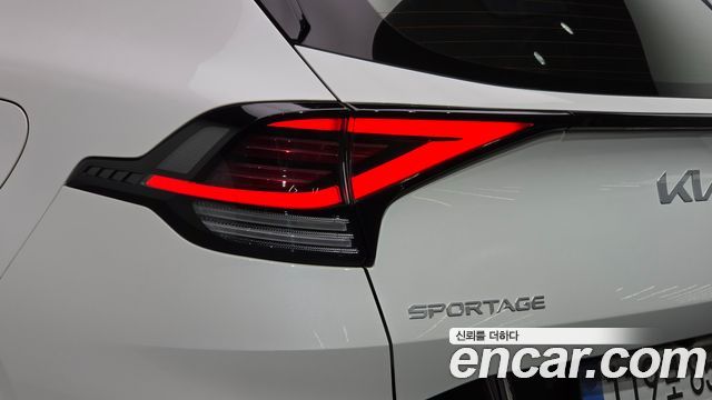 Kia Sportage 2022 — photo 9