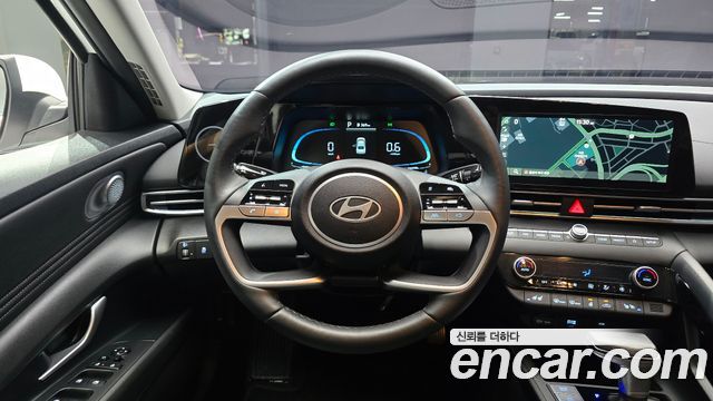 Hyundai AVANTE 2024 — photo 19
