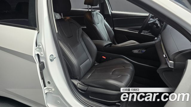Hyundai AVANTE 2024 — photo 16