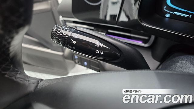 Hyundai AVANTE 2024 — photo 27