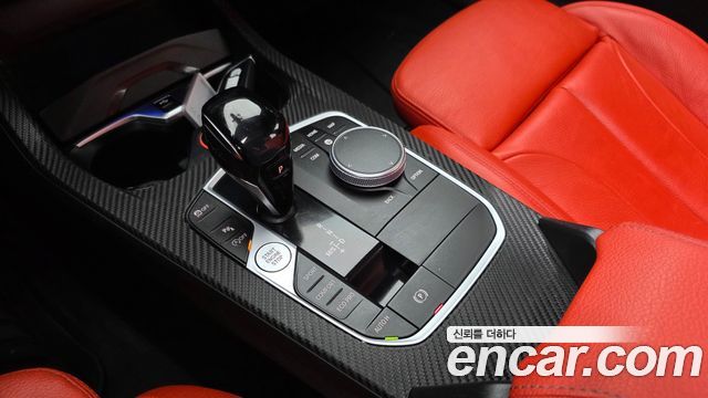 BMW 1-Series 2021 — photo 12