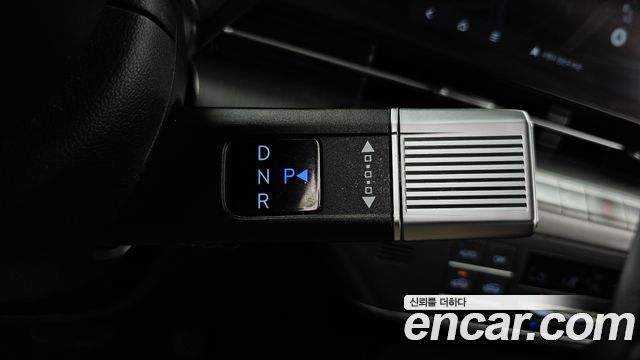 Hyundai Kona 2023 — photo 12