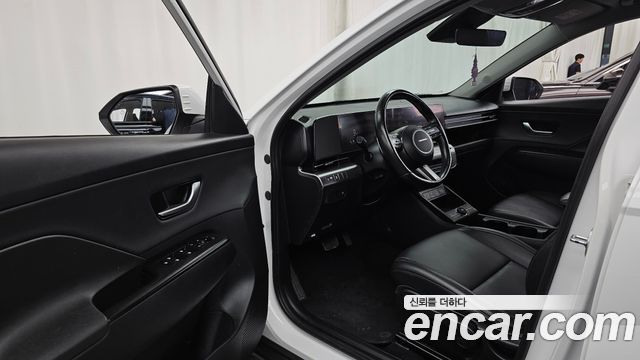 Hyundai Kona 2023 — photo 13