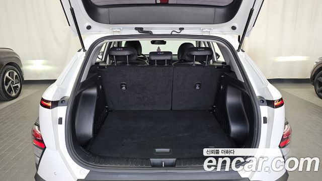 Hyundai Kona 2023 — photo 26
