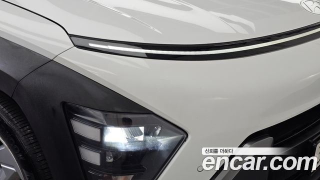 Hyundai Kona 2023 — photo 8