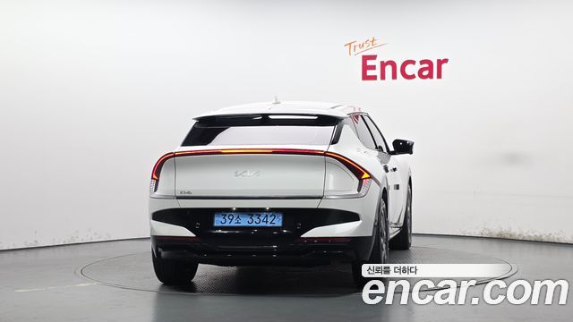 Kia EV6 2025 — photo 4