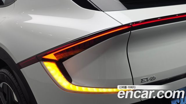 Kia EV6 2025 — photo 9