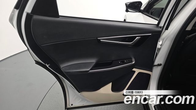 Kia EV6 2025 — photo 15