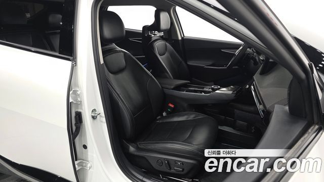 Kia EV6 2025 — photo 16