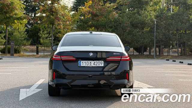 BMW 5-Series 2024 — photo 4