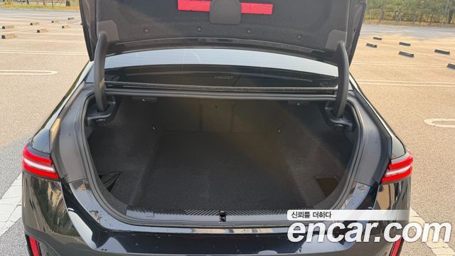 BMW 5-Series 2024 — photo 14