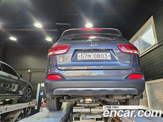 Kia Sorento 2016 — photo 2