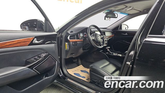 Kia K7 2016 — photo 10