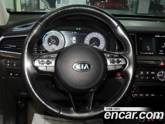 Kia K7 2017 — photo 8