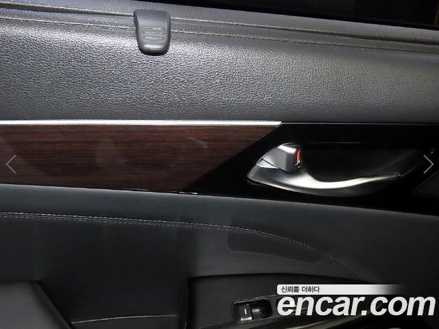 Kia K7 2017 — photo 15
