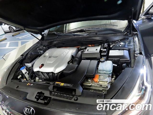 Kia K7 2017 — photo 19