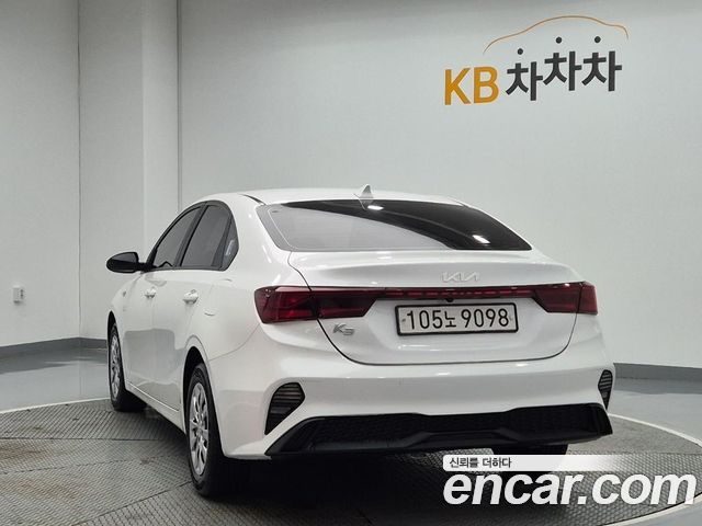 Kia K3 2022 — photo 2
