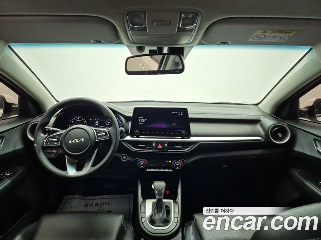 Kia K3 2022 — photo 8
