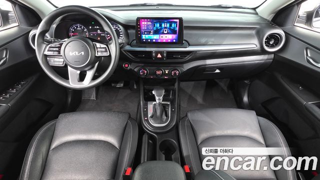 Kia K3 2023 — photo 10