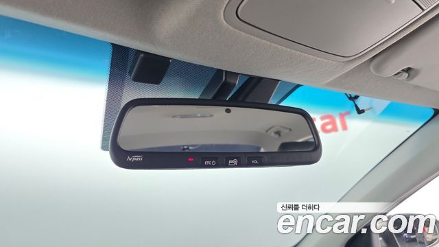 Kia K3 2023 — photo 24