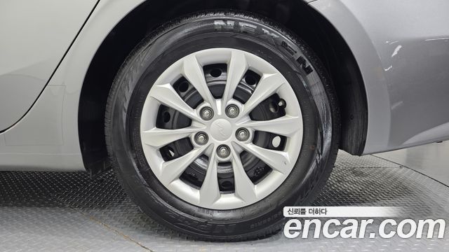 Kia K3 2023 — photo 7