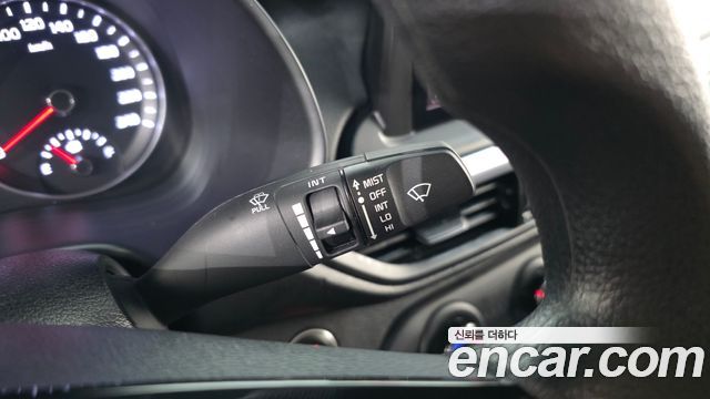 Kia K3 2023 — photo 27