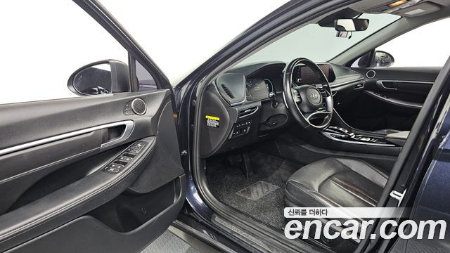 Hyundai Sonata 2021 — photo 13