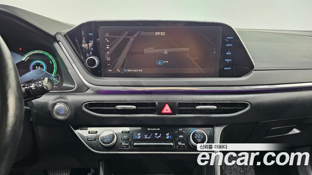 Hyundai Sonata 2021 — photo 19