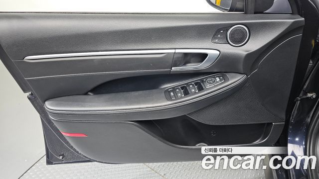 Hyundai Sonata 2021 — photo 14