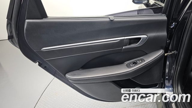 Hyundai Sonata 2021 — photo 15