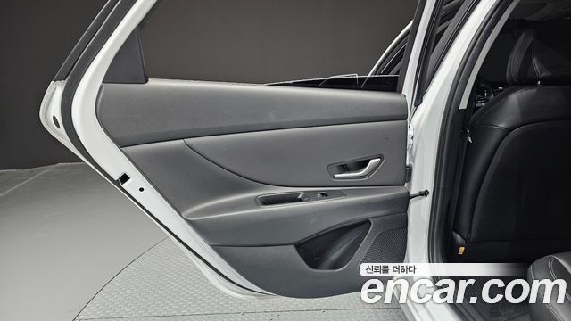Hyundai AVANTE 2023 — photo 15